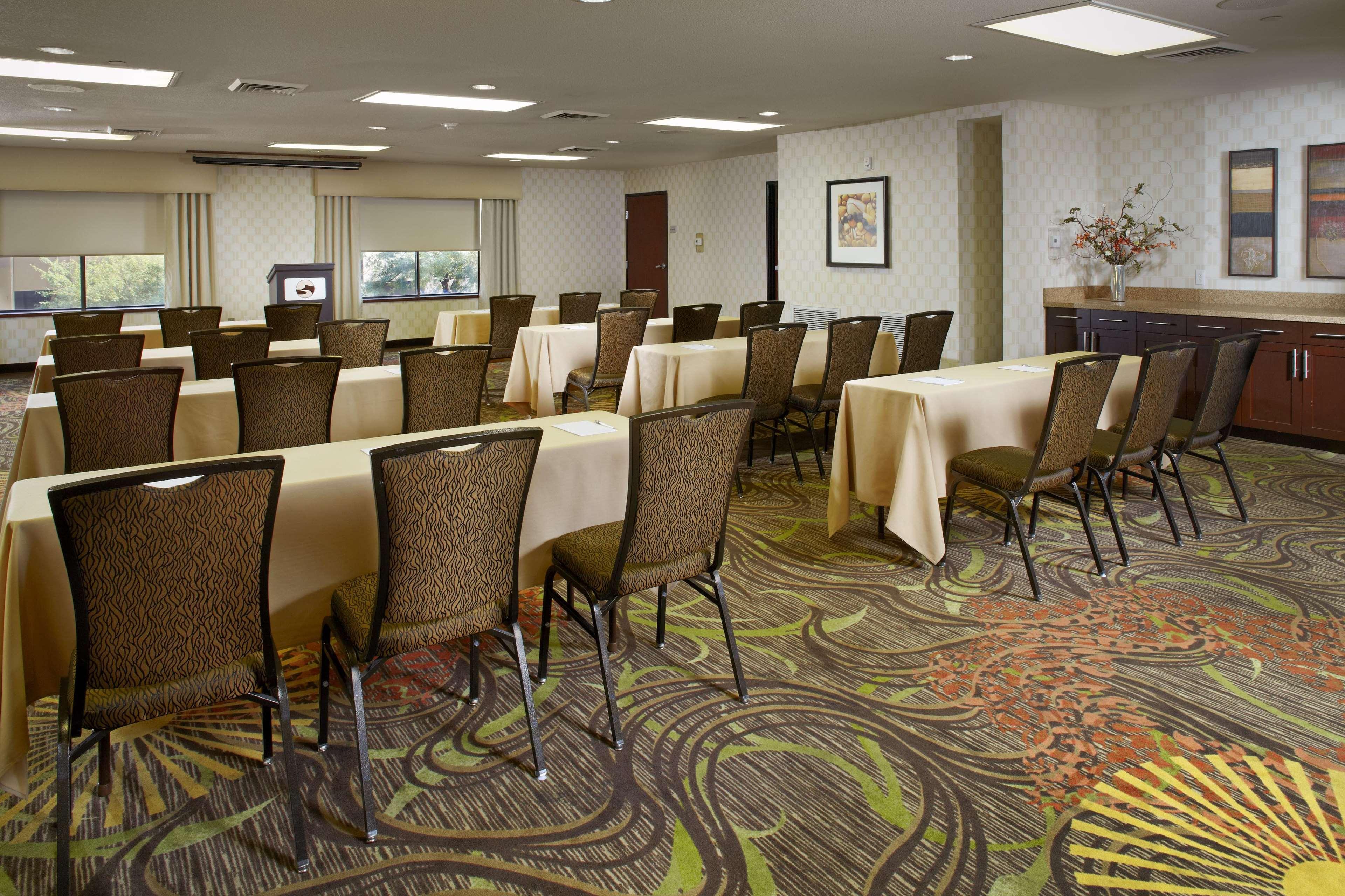Hampton Inn Phoenix - Biltmore Eksteriør billede