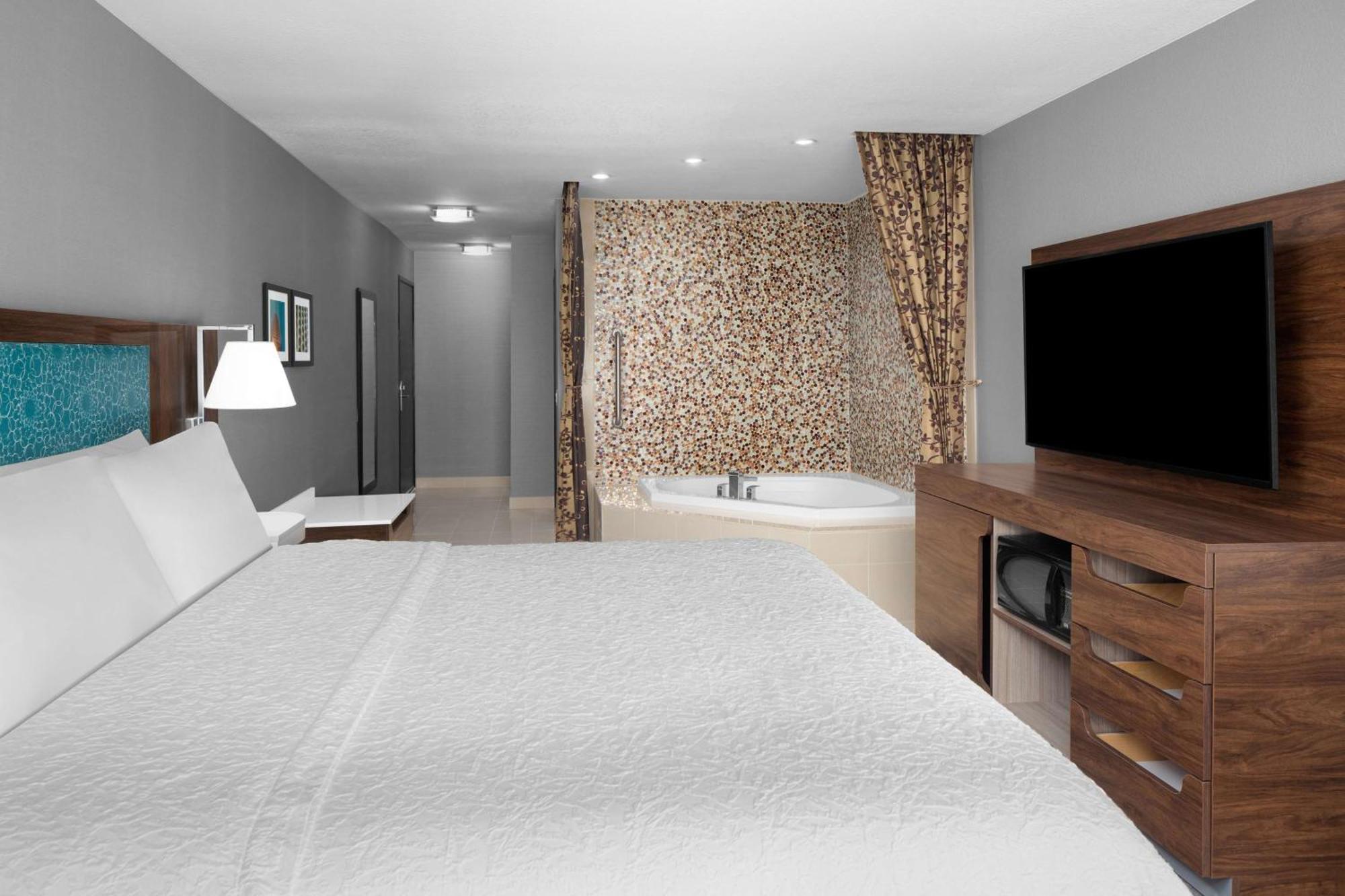 Hampton Inn Phoenix - Biltmore Eksteriør billede